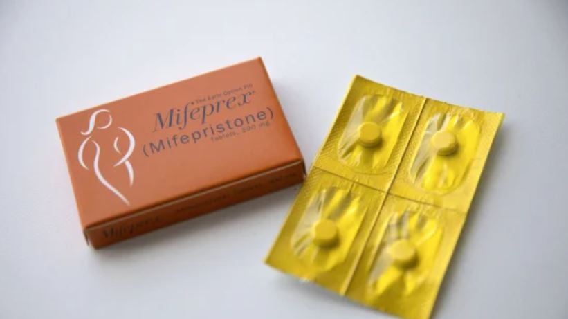 Píldoras de mifepristona y misoprostol. | Foto: Erin Hooley / Chicago Tribune via Getty Images file
