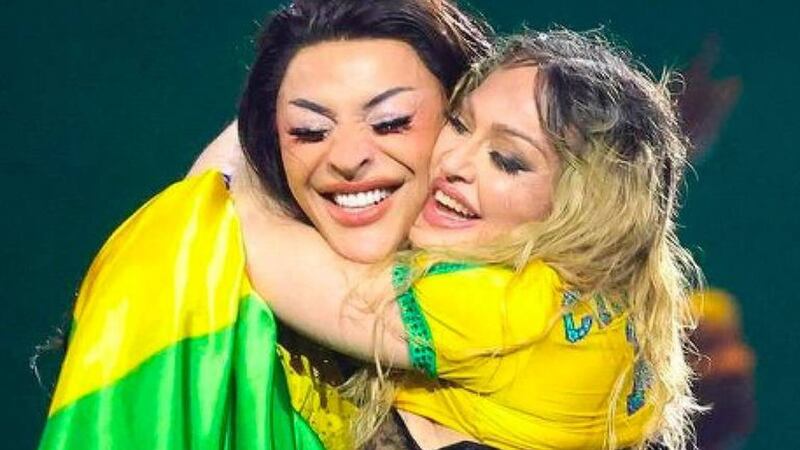 A drag queen Pabllo Vittar abriu o único show de Madonna no Brasil