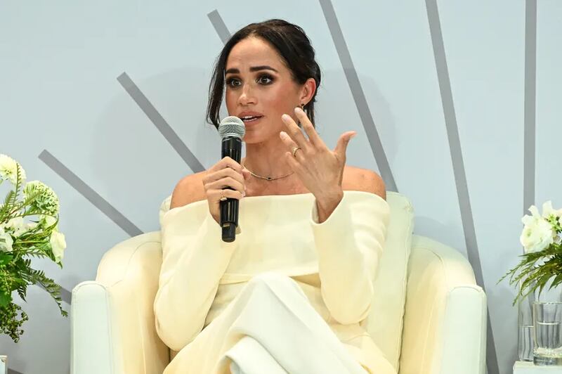 A atriz e Duquesa Meghan Markle em evento sobre saúde mental em Nova York — Foto: Getty Images