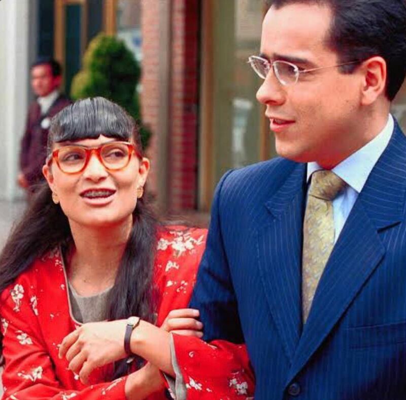 Ver de nuevo a los dos protagonistas del éxito mundial ‘Betty La Fea’ Ana María Orozco y Jorge Enrique Abello será posible en ‘Ella Dice, Él Dice’.