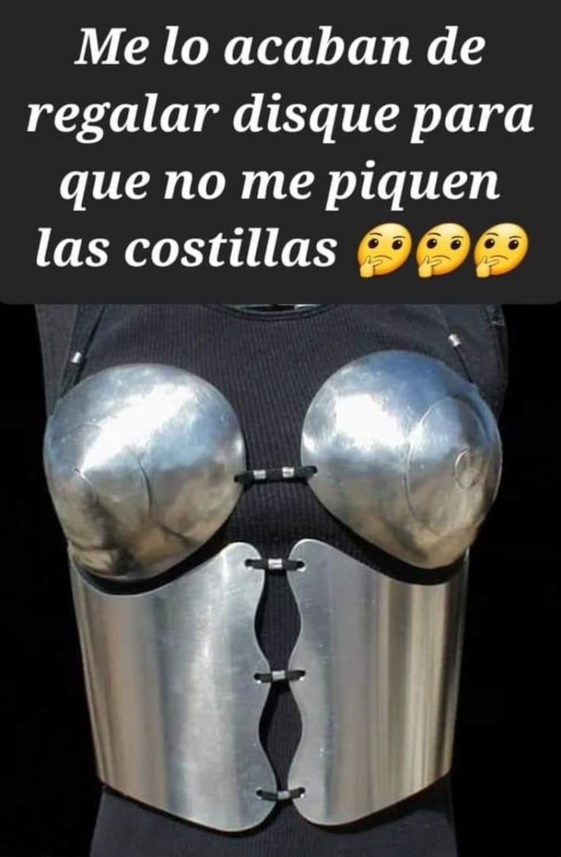 Memes de "piquete en la costilla".