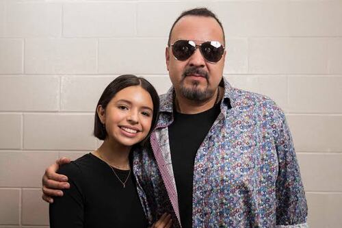 Pepe Aguilar felicitó a su hija Ángela Aguilar con tierno mensaje por premiación de los Billboard Latinos